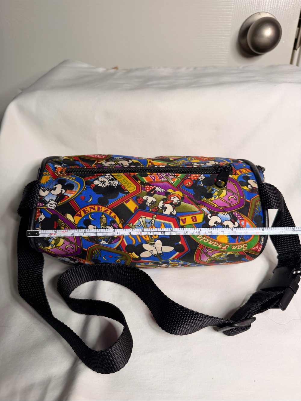 Nicole Miller Disney Mickey Mouse Multicolor Fanny Pack. - Picture 2 of 3